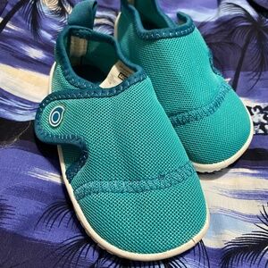 Tribord Decathlon Turquoise Toddler Water Shoes Toddler Size 6C/7C